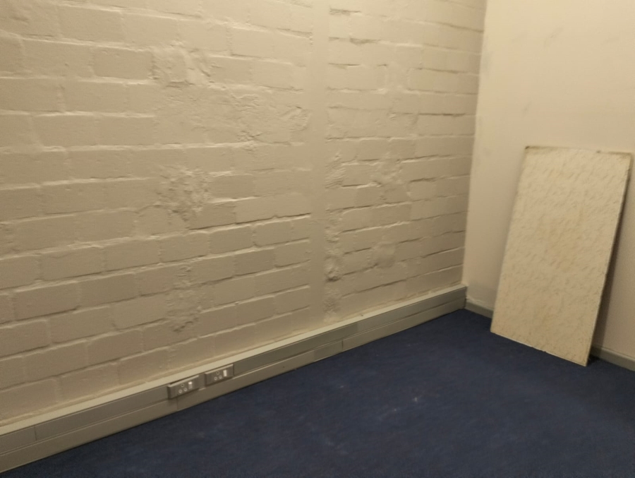 To Let Commercial Property for Rent in Rosenpark Western Cape
